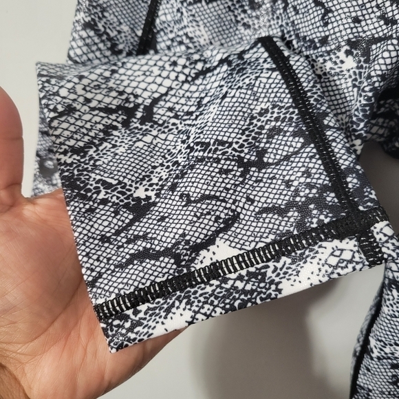 Zyia Active Cobra Metallic Light n Tight - Picture 7 of 13